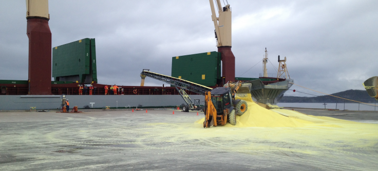 Bulk Loading Sulphur – Integrated Logistics